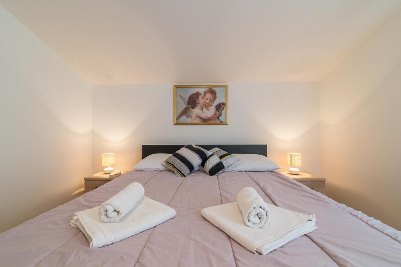 Apartments Bepina 比奥格勒·纳·莫鲁 外观 照片